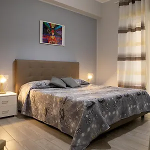 Zuroli Naples